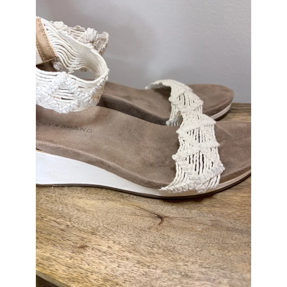 Lucky Brand Kaydyn Cream Crochet Macrame Wedge Sandals Back Zip Size 8.5